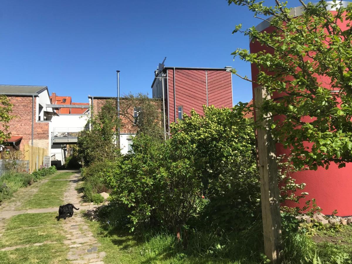 Das Alte Kino In Barth - Das Gartenhaus Екстериор снимка